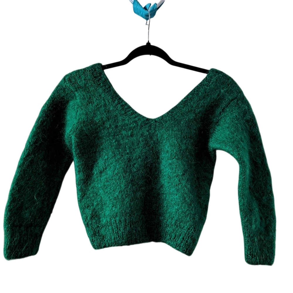 Perry Ellis Soft Fuzzy Mohair Sweater • 80s/90s Vintage Style • XS Petite - Picture 2 of 9